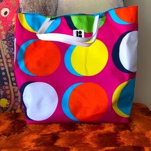 Graphic beach-bag, Lisa Perry/Estée Lauder, multicolour 24”x 24”